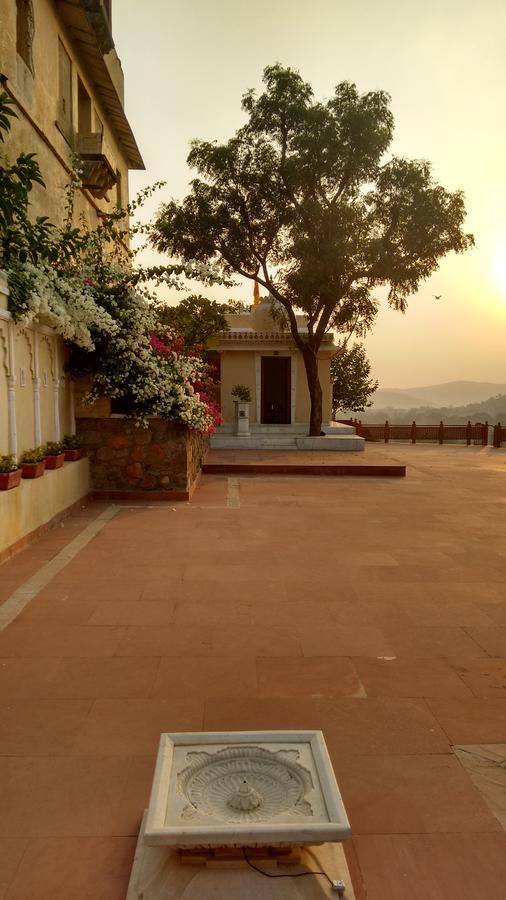 Titardi Garh- 18Th Century Castle Homestay Udaipur Exterior photo